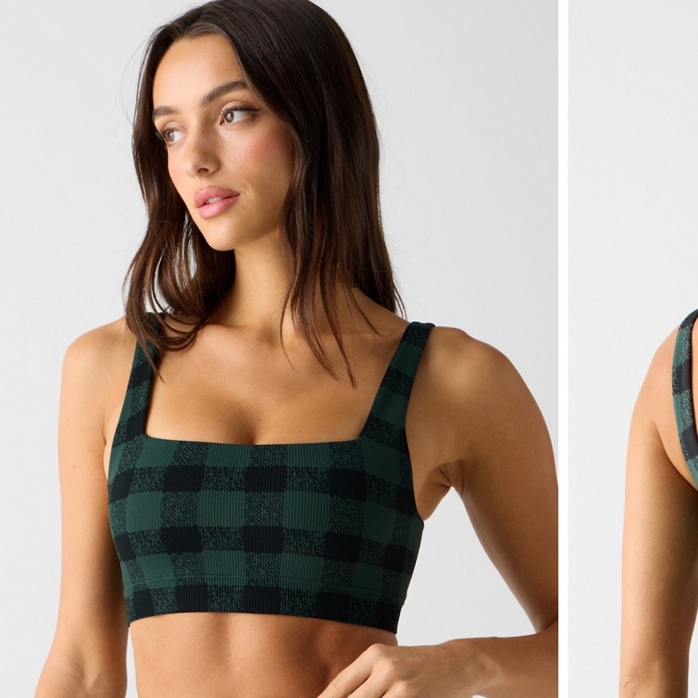 Fabletics Seamless Scrunch High-Waisted Legging + Bra (top and bottom) set